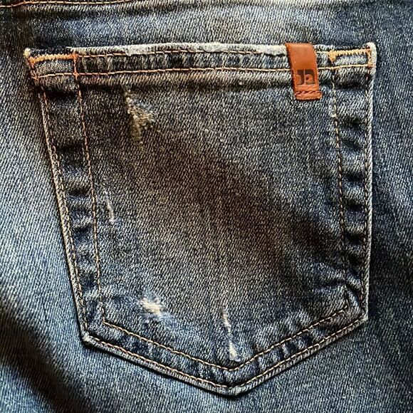 Joe’s Jeans Distressed Keagan Jeans - Picture 7 of 9